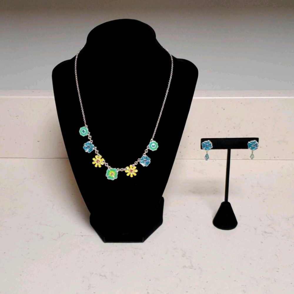 Vintage Avon Floral Enamel neckless & studs